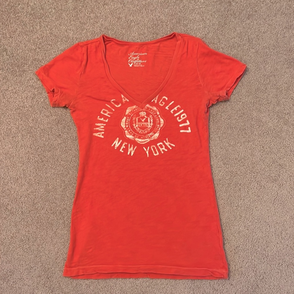 AEO graphic tee